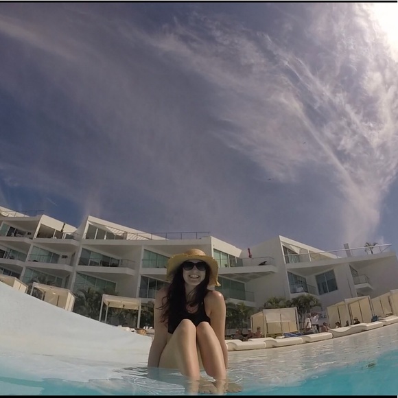 Meet your Posher, Jana - Picture 1 of 1